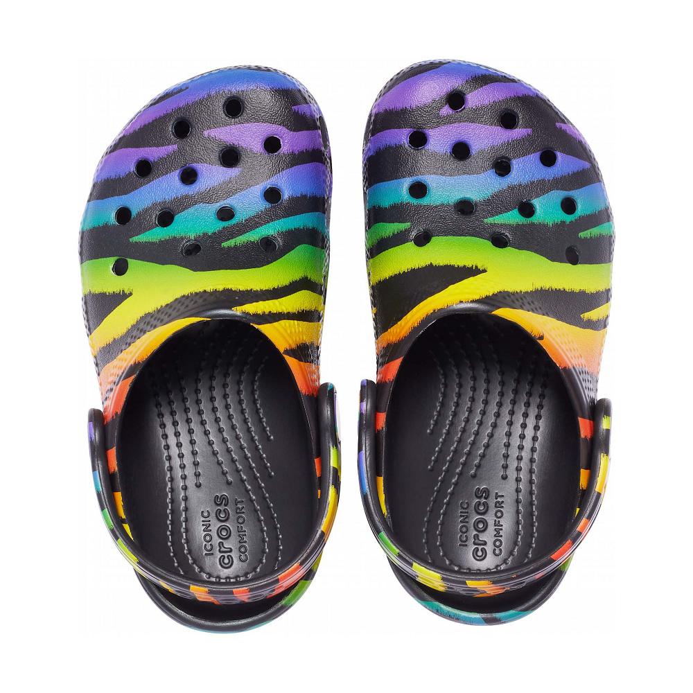 Crocs Classic Seasonal Print Kids' Clogs Black / Multicolor | UGKATF976